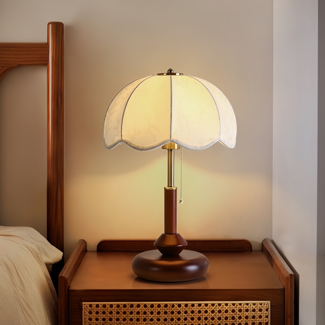 Vintage Scalloped Dome Table L - Home Lighting And Decor recension och pris